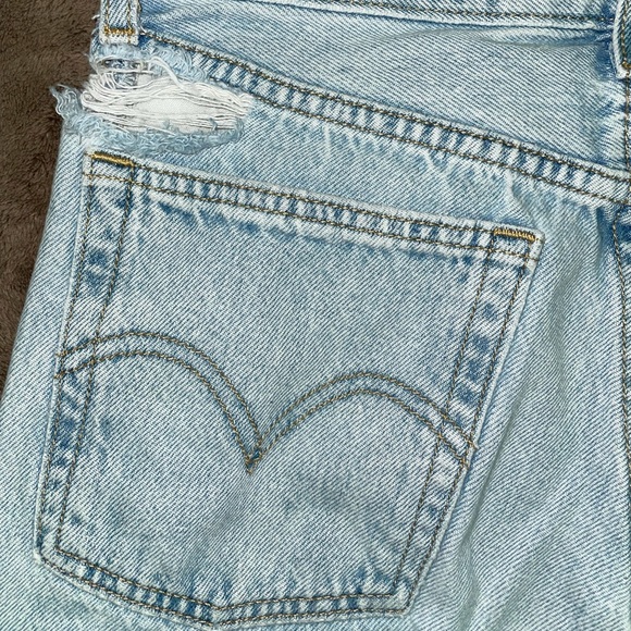 perfect levi’s - Picture 2 of 5